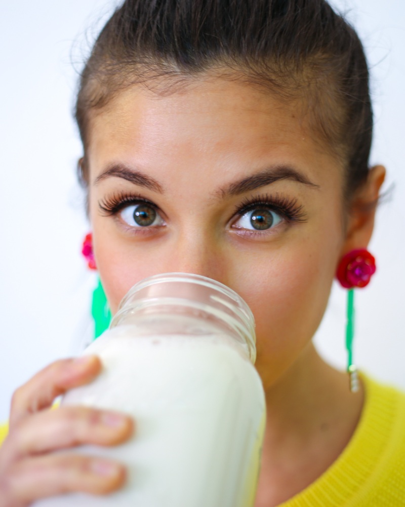 plant based milk with yovana
